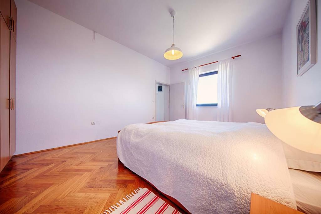 Appartement LuceIssa  à Vis Extérieur photo